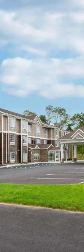 Microtel Inn & Suites by Wyndham Amsterdam NY，位于阿姆斯特丹的酒店