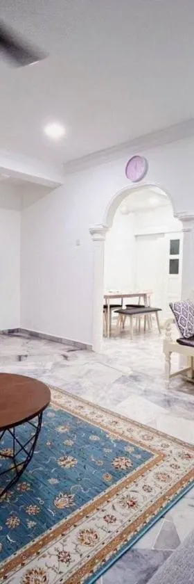 Homestay Ampang Farah，位于安邦的酒店