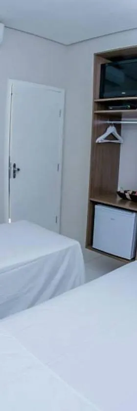 Hotel Império，位于Paranaíba的酒店
