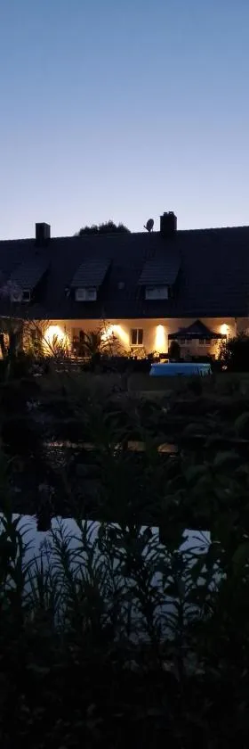 Ferienwohnung Ollywood, Natur pur im Westerwald, 2 bis 4 Personen，位于Halbs的酒店