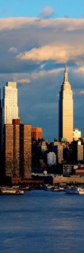 Cool 3 BR for U Near Manhattan View, 15 Min to NYC，位于西纽约的酒店