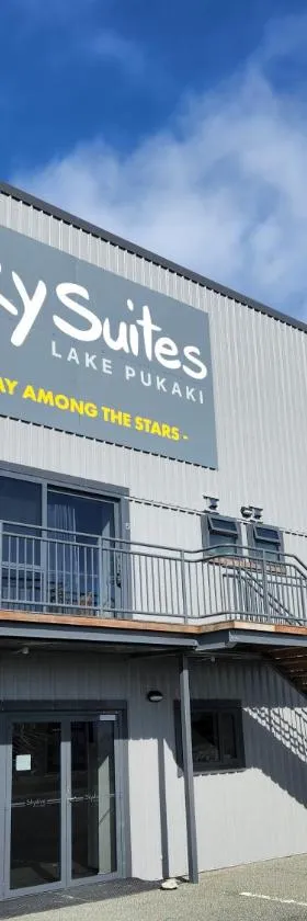 Sky Suites - Lake Pukaki, Mount Cook，位于特威泽尔的酒店