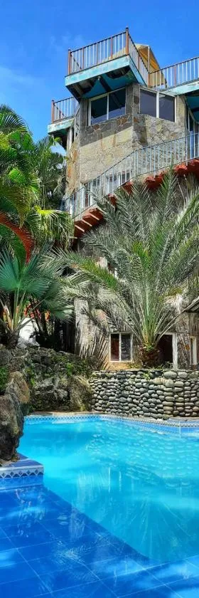 Hotel Tunco Lodge，位于拉利伯塔德的酒店