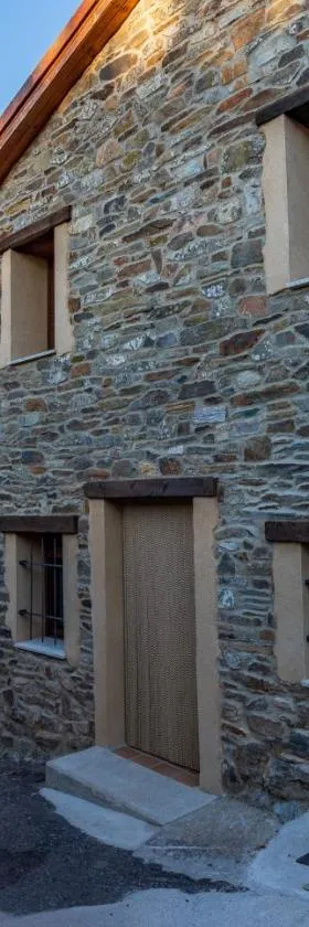 Las Morales Casa Rural，位于Palazuelo de las Cuevas的酒店