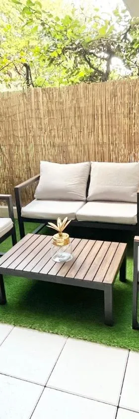 Deux pièces cosy à La Croisette，位于卡里雷斯索珀斯的酒店