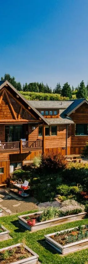 Sakura Ridge the Farm & Lodge，位于胡德里弗的酒店
