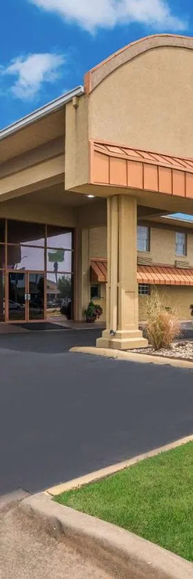 贝斯维斯特康威酒店，位于康威的酒店