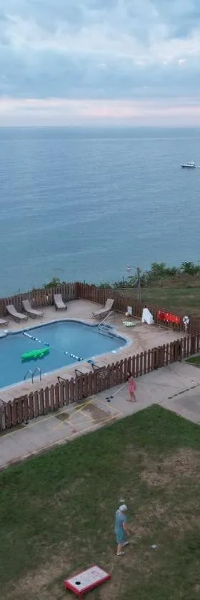 Lake Bluff Inn and Suites，位于南黑文的酒店