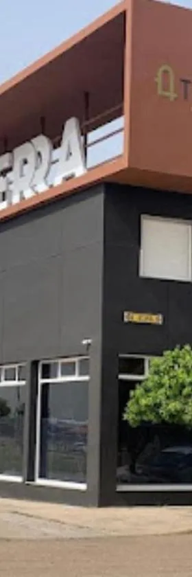 Hotel Tierra，位于唐贝尼托的酒店