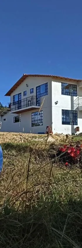 Hospedaje Casa Blanca，位于瓜塔维塔的酒店