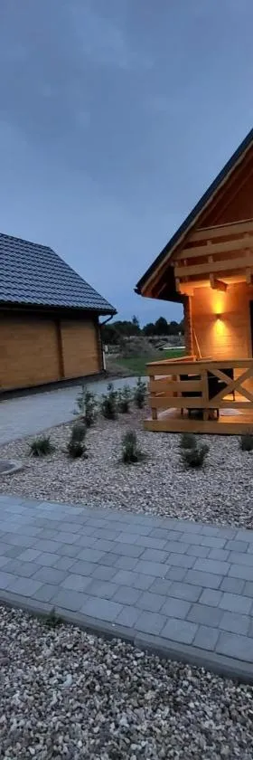 Leśna Zagroda - Dominikowo - Tężnia, sauna, balia，位于Dominikowo的酒店