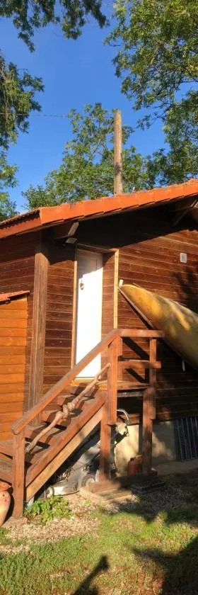 Tiny house détente nature la maison du pêcheur，位于Pulligny的酒店