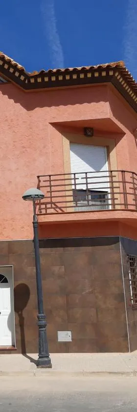 Posada de Bien，位于Herencia的酒店