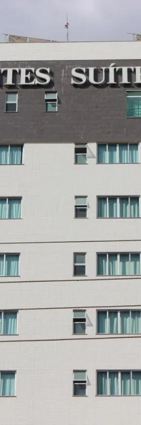 Vertentes Suítes Hotel，位于拉法耶蒂顾问城的酒店