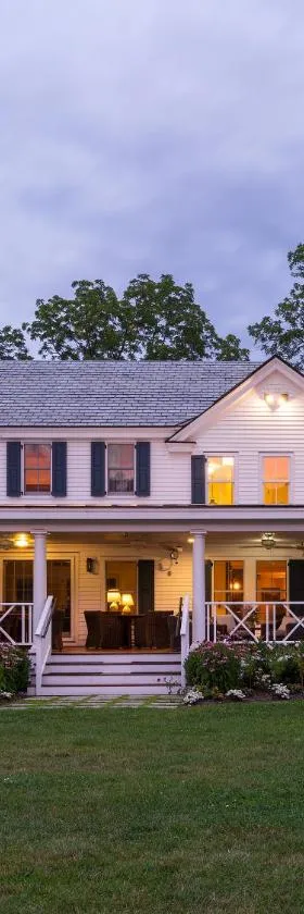 Hill Farm Inn - Manchester，位于Sunderland的酒店