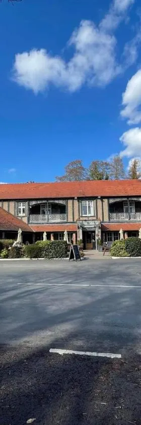 The Ribchester Arms，位于布莱克本的酒店