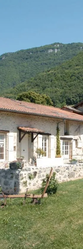 艾斯塔帕德图勒隆住宿加早餐旅馆，位于鲁瓦扬地区圣让的酒店