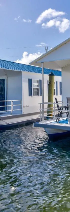 Coconut Cay Marina & RV Park，位于马拉松的酒店