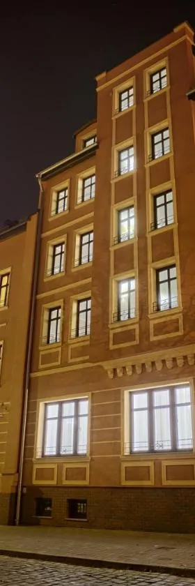 卡米尼兹卡酒店，位于莱格尼察的酒店