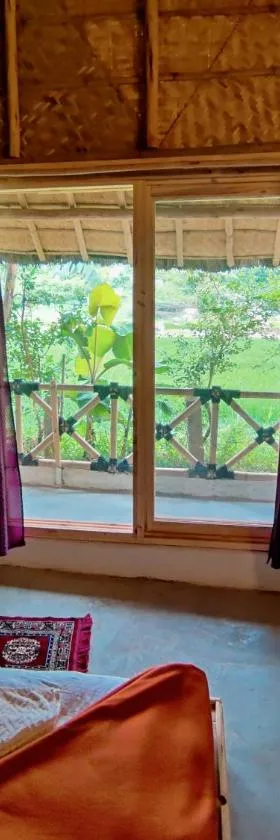 The Gravity Cafe -A Unit Of StayChillHampi，位于New Hampi的酒店