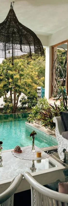 Chambres d'hôtes & spa Le Jardin de Ravintsara，位于Ravine des Cabris的酒店