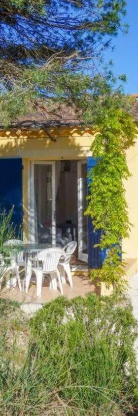 La Françonne- Gîte Rouge - Drôme Provençale，位于Mirabel-aux-Baronnies的酒店
