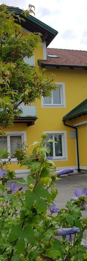 Pension Baumgartner-Berghof，位于Obernberg am Inn的酒店