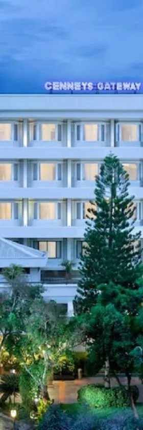Hotel Cenneys Gateway，位于塞勒姆的酒店