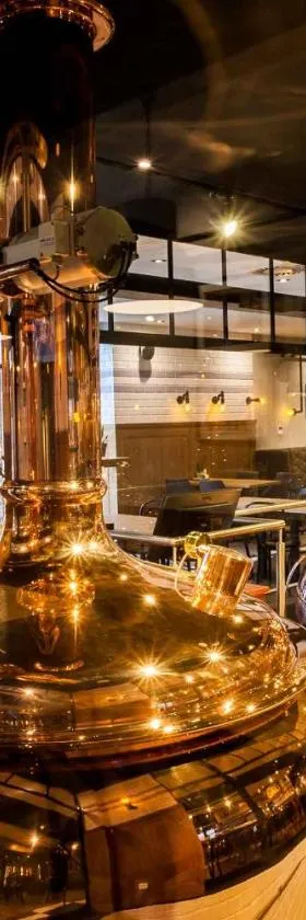 Hotel Ren & Restauracja Browar Kociewski，位于格但斯克旧城的酒店