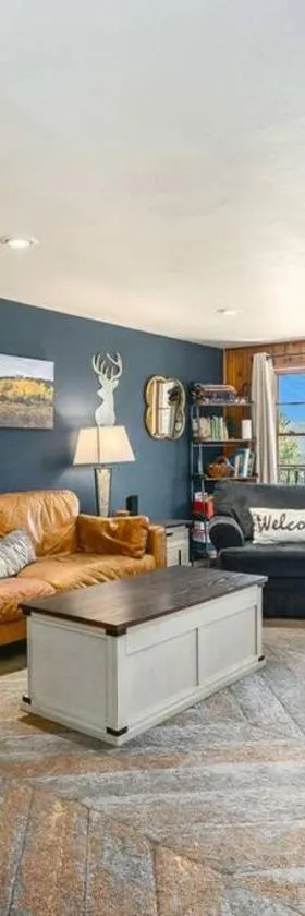 Perfect Estes Park Getaway, Walk to Town 3 Kings!，位于埃斯蒂斯帕克的酒店