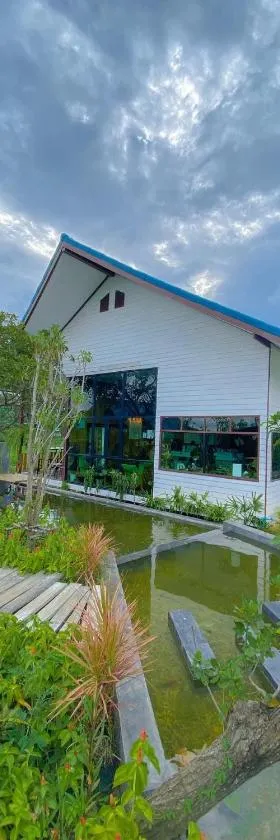 Srihome ยายศรีโฮมแอนแคมป์ปิ้ง，位于Ban Don Tum (1)的酒店