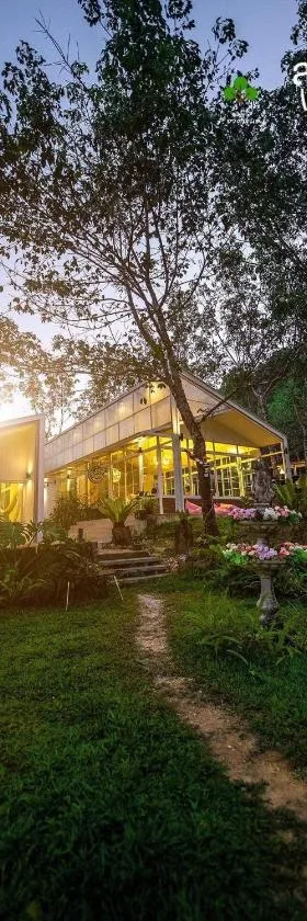 สวนลุงวรRanongGlamping，位于Ban Bang Hin的酒店