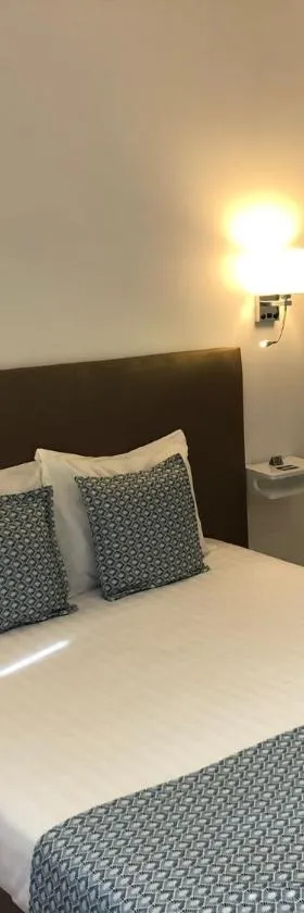 Shelter-rooms，位于Buizingen的酒店