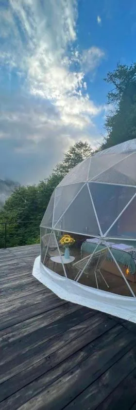 Mtirala Glamping，位于Ch'ak'vist'avi的酒店