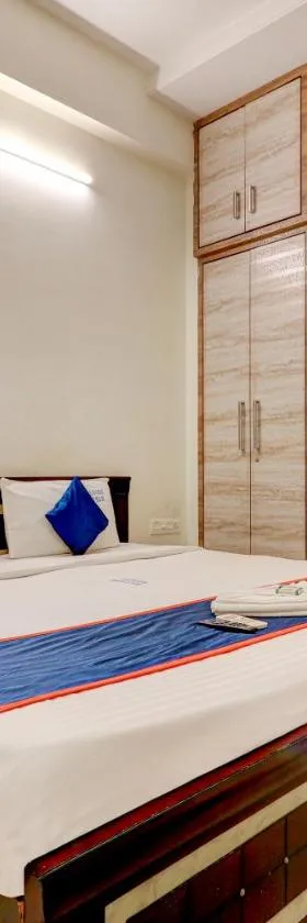 Hotel Atlas Stays Kukatpally Hyderabad，位于库卡特帕尔莱的酒店