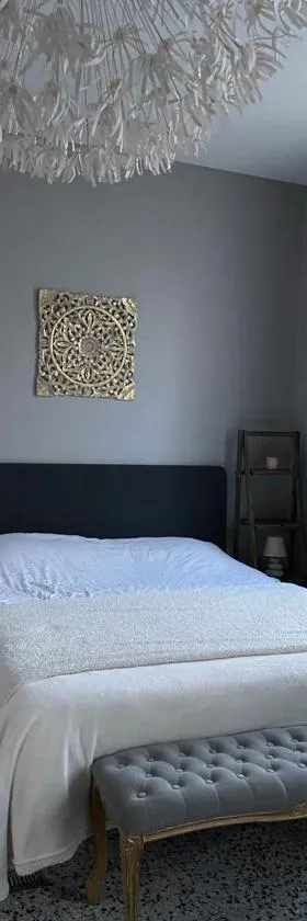 Home in Oiry，位于Oiry的酒店