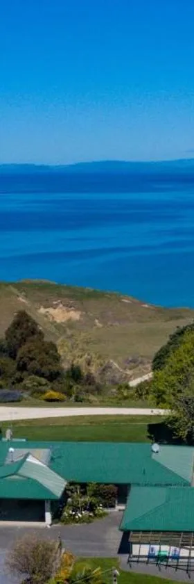 Tango10 Accommodation - Best views in Hawke's Bay，位于Tangoio的酒店