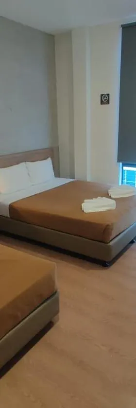 Urban Inn, SP Saujana，位于双溪大年的酒店