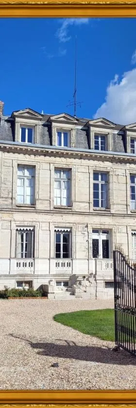 Fief des 3 Guillaume Chambres d'hôtes，位于Écouis的酒店
