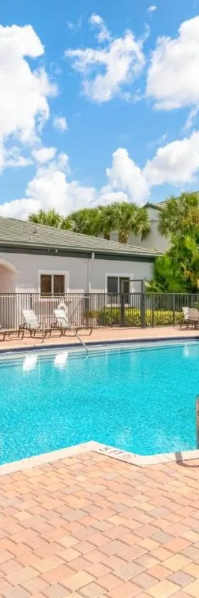Tucker at Palm Trace Landings Fort Lauderdale，位于戴维的酒店