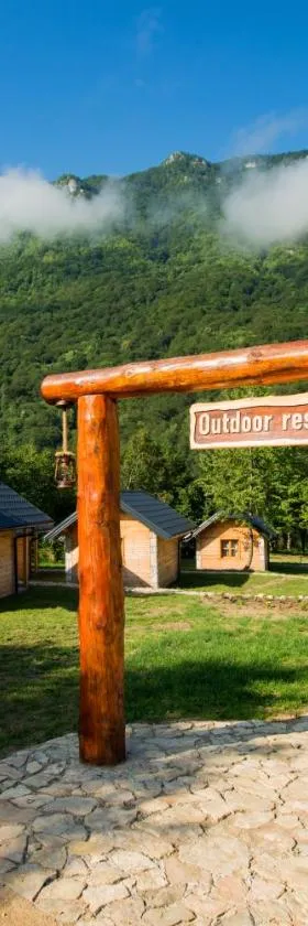 Outdoor resort TaraSport，位于福查的酒店