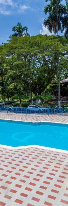 Hotel El Danubio Campestre，位于卡塔戈的酒店