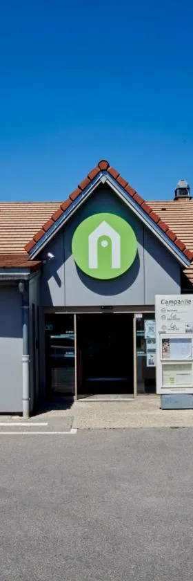 坎帕尼莱埃夫里西酒店 - 科尔贝埃索讷，位于科尔贝埃索讷的酒店