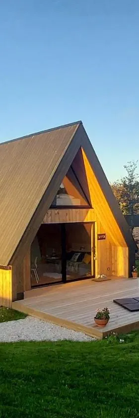 Au Dolmen de Kerhus "Toppen"，位于Saint-Vougay的酒店
