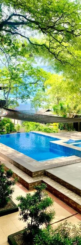 The Henry Resort Taramindu Laiya，位于八打雁的酒店