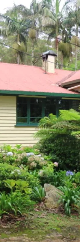 Rosella's On Springbrook，位于春溪的酒店