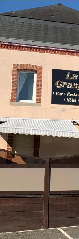 hôtel de la grange，位于Cossé-le-Vivien的酒店