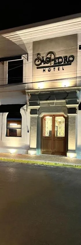 São Pedro Hotel，位于Monte Azul Paulista的酒店