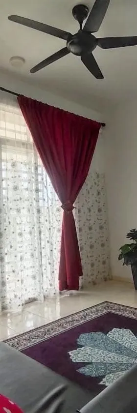 HOMESTAY HAIKALHAIDAR，位于Rantau Panjang的酒店