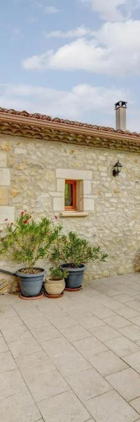 Gîtes le clos du verger，位于Maurens的酒店